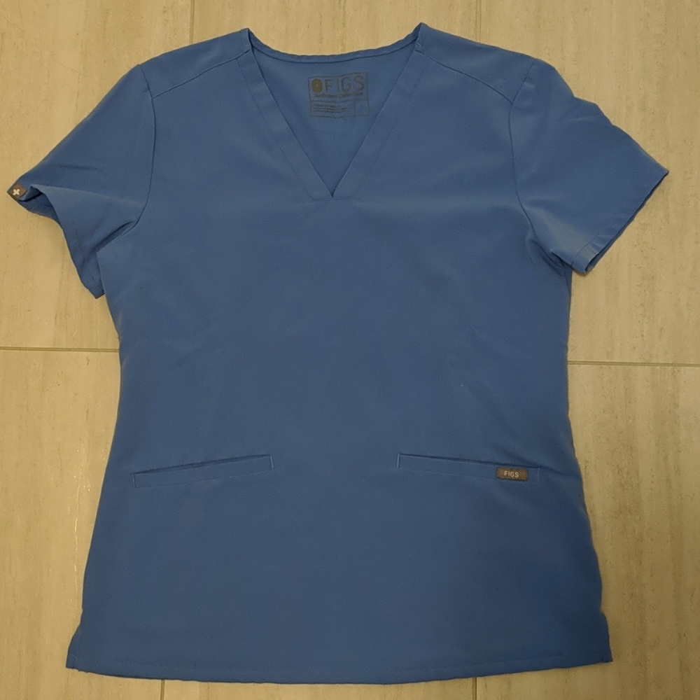 Figs Casma Top in Ceil Blue